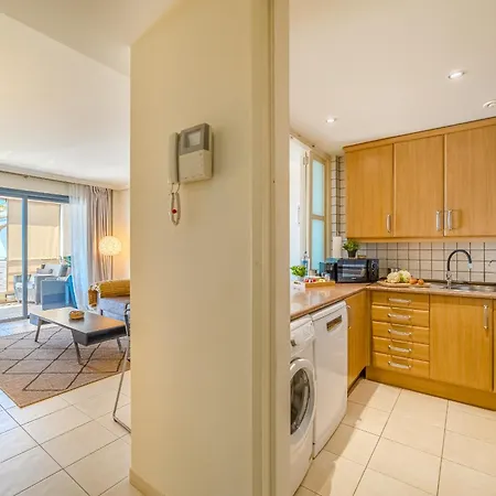 Hermitage Homes Blg * פוארטו דה סנטיאגו